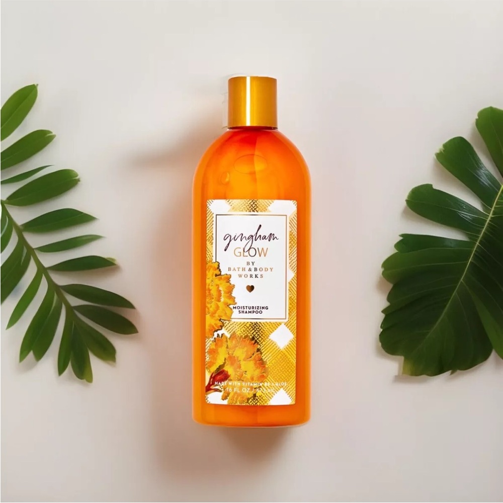 Bath & Body Works Moisturizing Shampoo- Gingham Glow (16 fl oz)